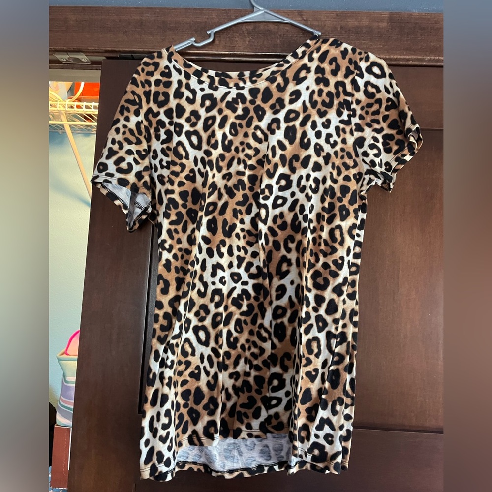 Victoria secret tshirt. Never worn. Size M. $3